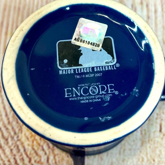 MLB Boston Red Sox Official 2007 Mini Stein Shot Glass W/Handle - Picture 6 of 9